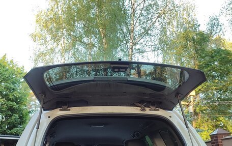 Toyota Land Cruiser Prado 150 рестайлинг 2, 2020 год, 5 980 000 рублей, 35 фотография