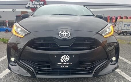 Toyota Yaris, 2022 год, 700 000 рублей, 6 фотография