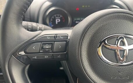 Toyota Yaris, 2022 год, 700 000 рублей, 15 фотография