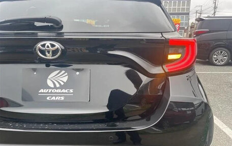 Toyota Yaris, 2022 год, 700 000 рублей, 11 фотография
