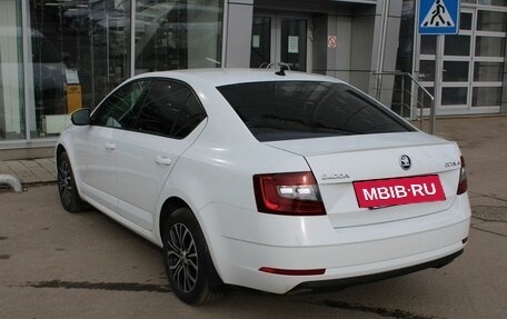 Skoda Octavia, 2017 год, 1 400 000 рублей, 7 фотография