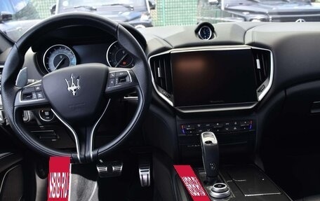 Maserati Ghibli, 2022 год, 4 220 000 рублей, 7 фотография