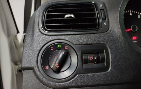 Volkswagen Polo VI (EU Market), 2012 год, 620 000 рублей, 15 фотография