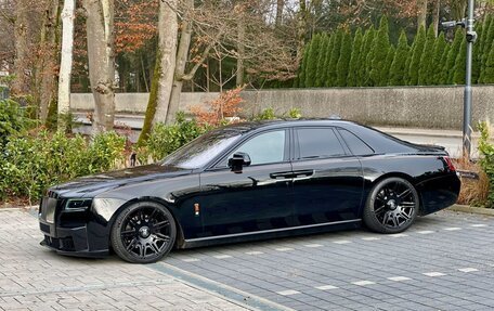 Rolls-Royce Ghost Series II рестайлинг, 2022 год, 31 000 000 рублей, 6 фотография