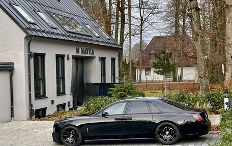 Rolls-Royce Ghost Series II рестайлинг, 2022 год, 31 000 000 рублей, 7 фотография