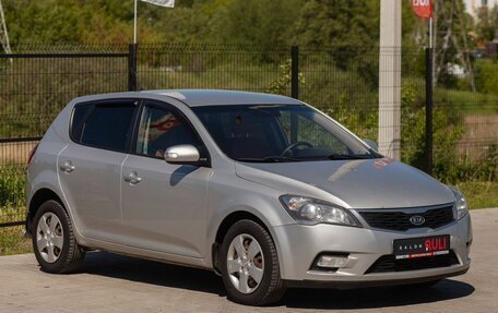 KIA cee'd I рестайлинг, 2012 год, 900 000 рублей, 3 фотография