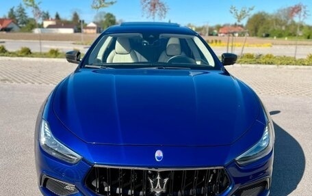 Maserati Ghibli, 2022 год, 5 970 000 рублей, 3 фотография