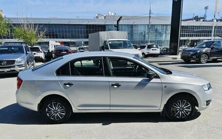 Skoda Rapid I, 2014 год, 550 000 рублей, 3 фотография