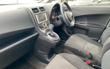 Toyota Ractis II, 2014 год, 700 000 рублей, 10 фотография