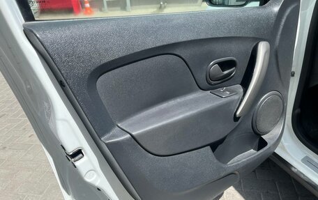 Renault Sandero II рестайлинг, 2022 год, 1 249 000 рублей, 13 фотография
