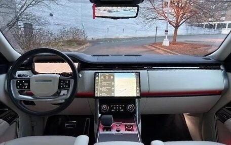 Land Rover Range Rover IV рестайлинг, 2022 год, 12 400 000 рублей, 15 фотография