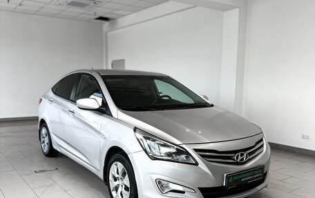 Hyundai Solaris II рестайлинг, 2016 год, 833 000 рублей, 3 фотография