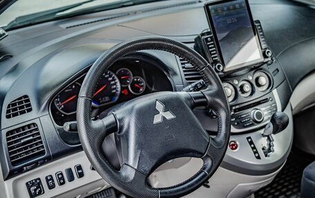 Mitsubishi Grandis, 2007 год, 980 000 рублей, 14 фотография