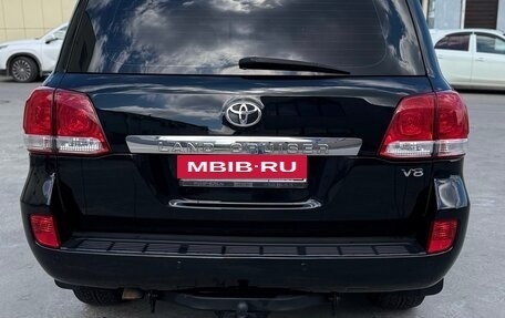 Toyota Land Cruiser 200, 2011 год, 2 990 000 рублей, 4 фотография