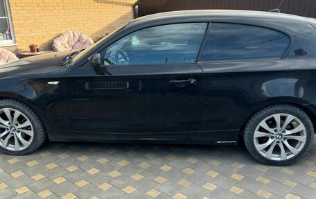 BMW 1 серия, 2008 год, 625 000 рублей, 1 фотография