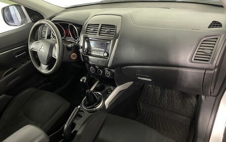 Mitsubishi ASX I рестайлинг, 2013 год, 1 250 000 рублей, 13 фотография