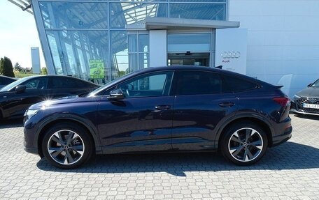 Audi Q4 e-tron, 2022 год, 3 740 000 рублей, 6 фотография