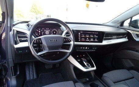 Audi Q4 e-tron, 2022 год, 3 740 000 рублей, 9 фотография