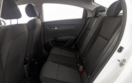KIA Rio IV, 2021 год, 1 695 000 рублей, 18 фотография