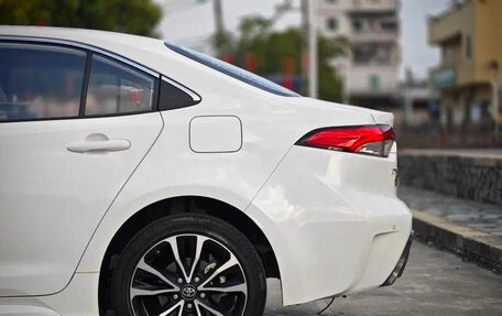 Toyota Corolla, 2022 год, 1 300 200 рублей, 6 фотография