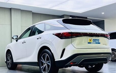 Lexus RX IV рестайлинг, 2025 год, 6 800 000 рублей, 4 фотография
