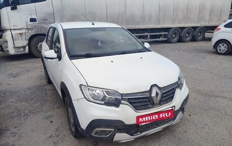 Renault Logan II, 2020 год, 815 000 рублей, 2 фотография