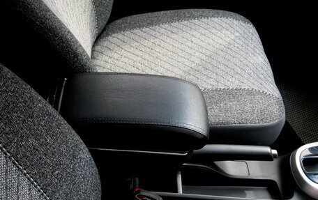 Honda Fit III, 2016 год, 1 299 000 рублей, 11 фотография