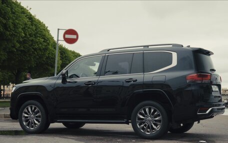 Toyota Land Cruiser, 2023 год, 11 900 000 рублей, 4 фотография