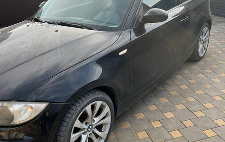 BMW 1 серия, 2008 год, 625 000 рублей, 6 фотография