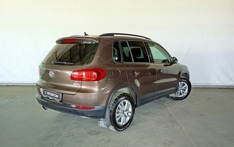Volkswagen Tiguan I, 2015 год, 1 399 000 рублей, 4 фотография