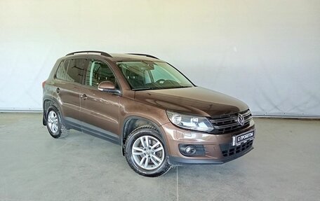 Volkswagen Tiguan I, 2015 год, 1 399 000 рублей, 3 фотография