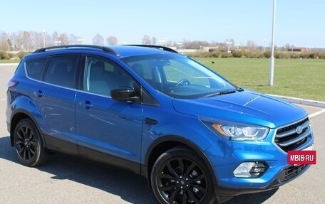 Ford Escape III, 2018 год, 1 400 000 рублей, 8 фотография