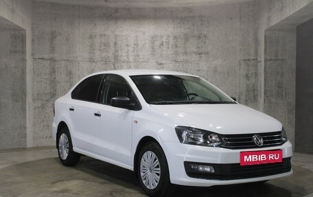 Volkswagen Polo VI (EU Market), 2018 год, 917 000 рублей, 3 фотография