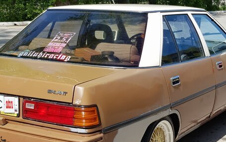 Mitsubishi Galant V, 1987 год, 130 000 рублей, 6 фотография