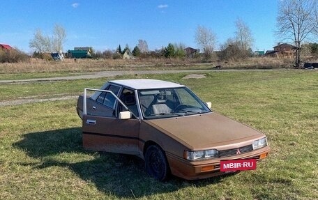 Mitsubishi Galant V, 1987 год, 130 000 рублей, 11 фотография