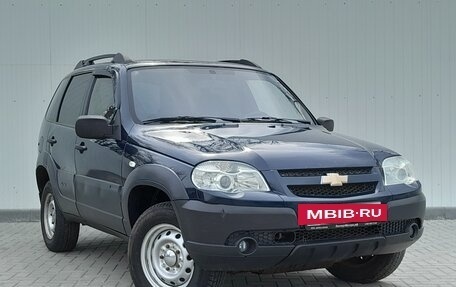 Chevrolet Niva I рестайлинг, 2011 год, 559 000 рублей, 3 фотография