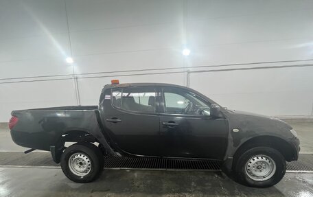 Mitsubishi L200 IV рестайлинг, 2014 год, 850 000 рублей, 4 фотография
