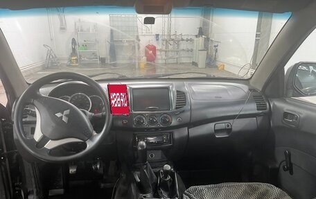 Mitsubishi L200 IV рестайлинг, 2014 год, 850 000 рублей, 10 фотография