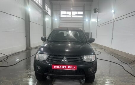 Mitsubishi L200 IV рестайлинг, 2014 год, 850 000 рублей, 3 фотография