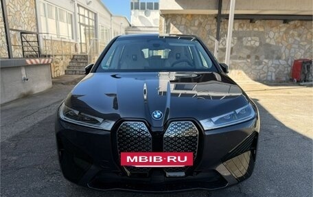 BMW iX, 2022 год, 5 825 000 рублей, 2 фотография