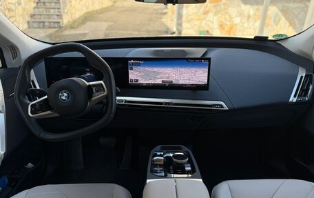 BMW iX, 2022 год, 5 825 000 рублей, 11 фотография