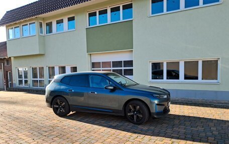 BMW iX, 2022 год, 5 710 000 рублей, 3 фотография