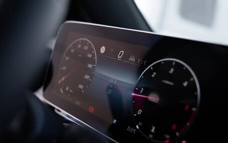 Mercedes-Benz V-Класс, 2025 год, 15 250 000 рублей, 10 фотография