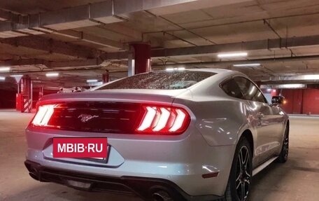 Ford Mustang VI рестайлинг, 2019 год, 3 350 000 рублей, 25 фотография