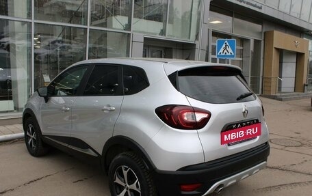 Renault Kaptur I рестайлинг, 2017 год, 1 080 000 рублей, 7 фотография