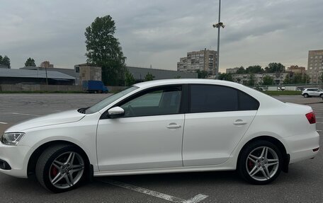 Volkswagen Jetta VI, 2012 год, 950 000 рублей, 2 фотография