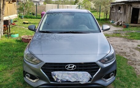Hyundai Solaris II рестайлинг, 2019 год, 1 430 000 рублей, 1 фотография