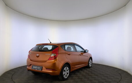 Hyundai Solaris II рестайлинг, 2015 год, 1 075 000 рублей, 5 фотография