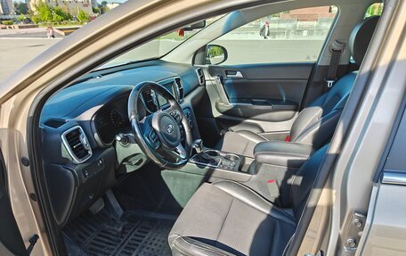 KIA Sportage IV рестайлинг, 2017 год, 2 150 000 рублей, 10 фотография