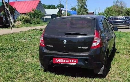 Renault Logan I, 2011 год, 580 000 рублей, 4 фотография